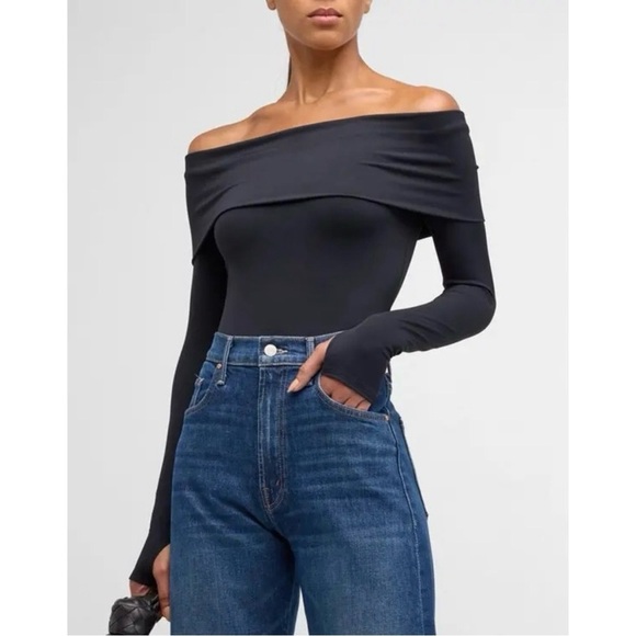 NWT Alice + Olivia Elia Off The Shoulder Foldover Bodysuit Blouse Top Size L - Picture 1 of 15